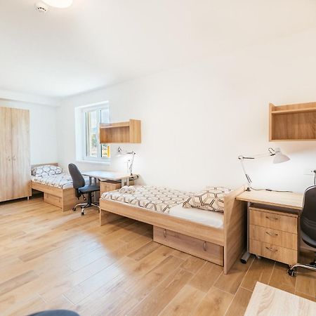 Prenocisca Prisoje Hostel Копер Екстериор снимка