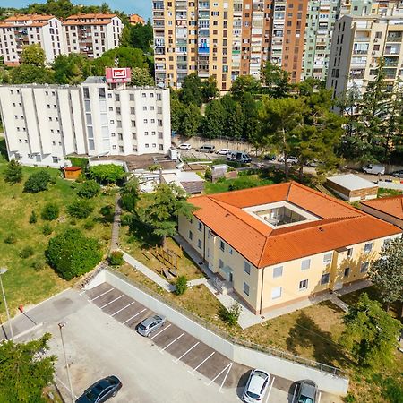 Prenocisca Prisoje Hostel Копер Екстериор снимка