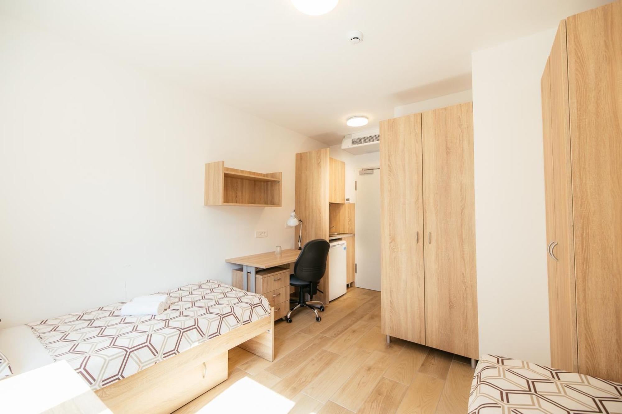 Prenocisca Prisoje Hostel Копер Екстериор снимка