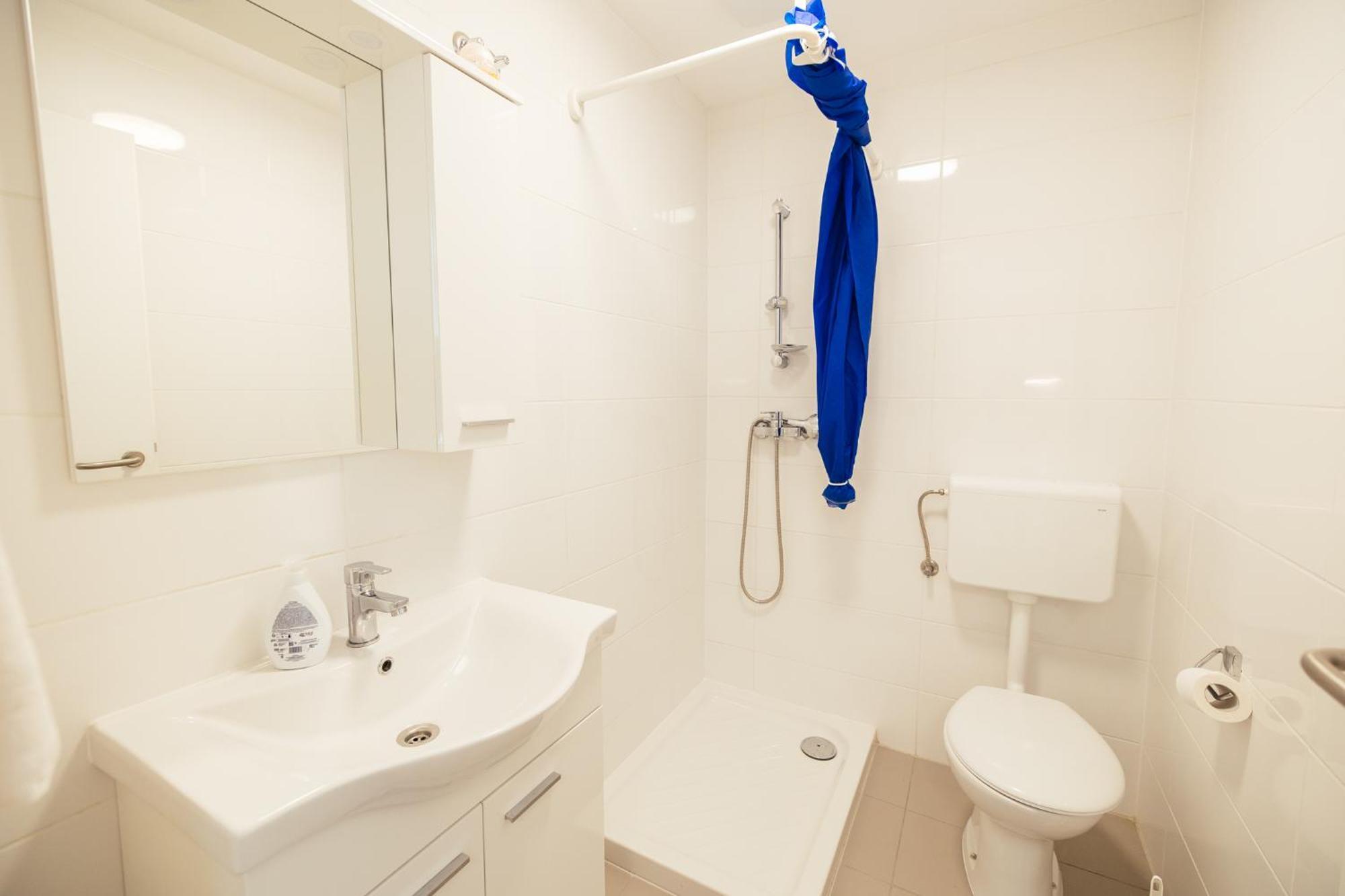 Prenocisca Prisoje Hostel Копер Екстериор снимка