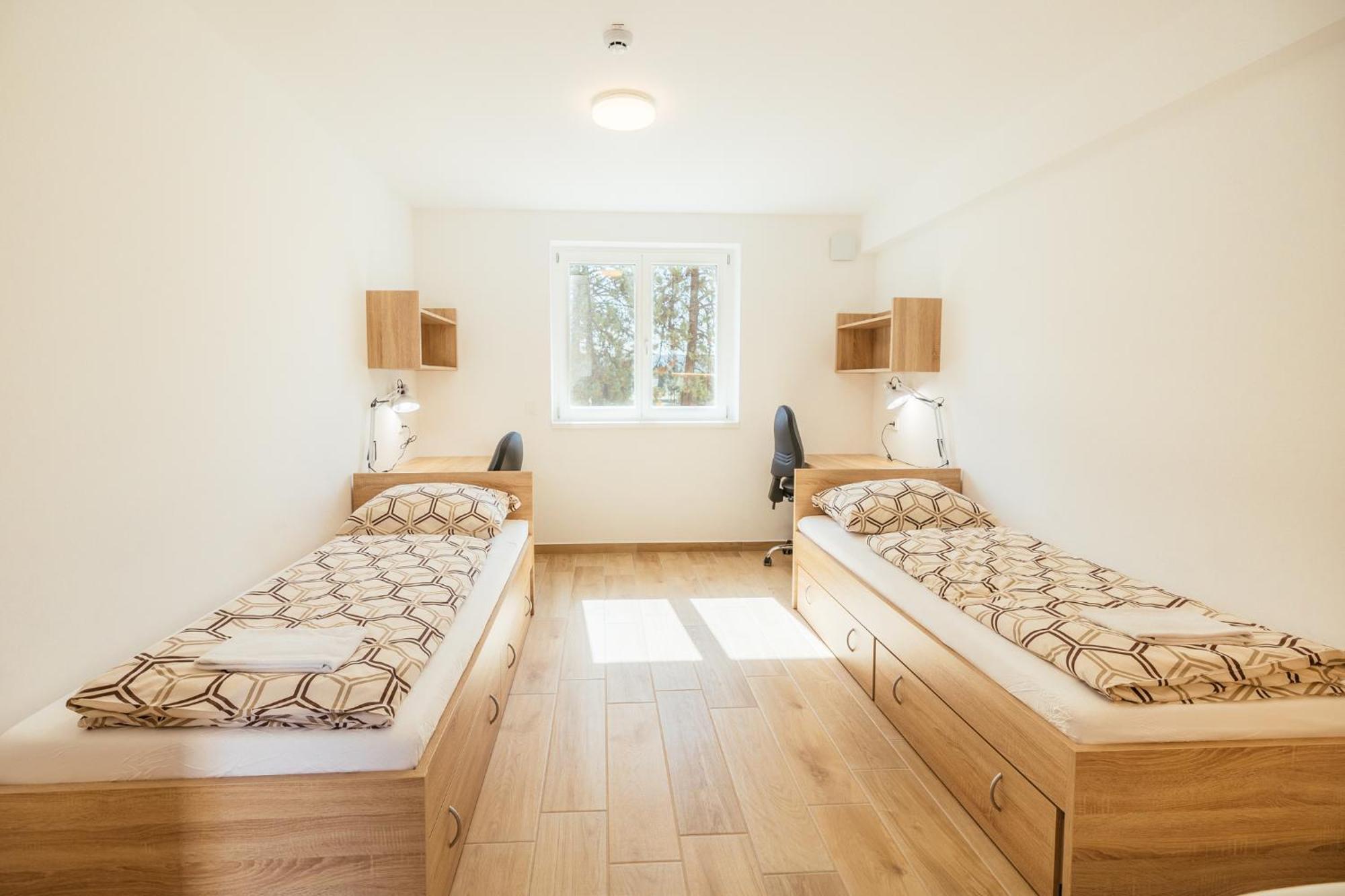 Prenocisca Prisoje Hostel Копер Екстериор снимка