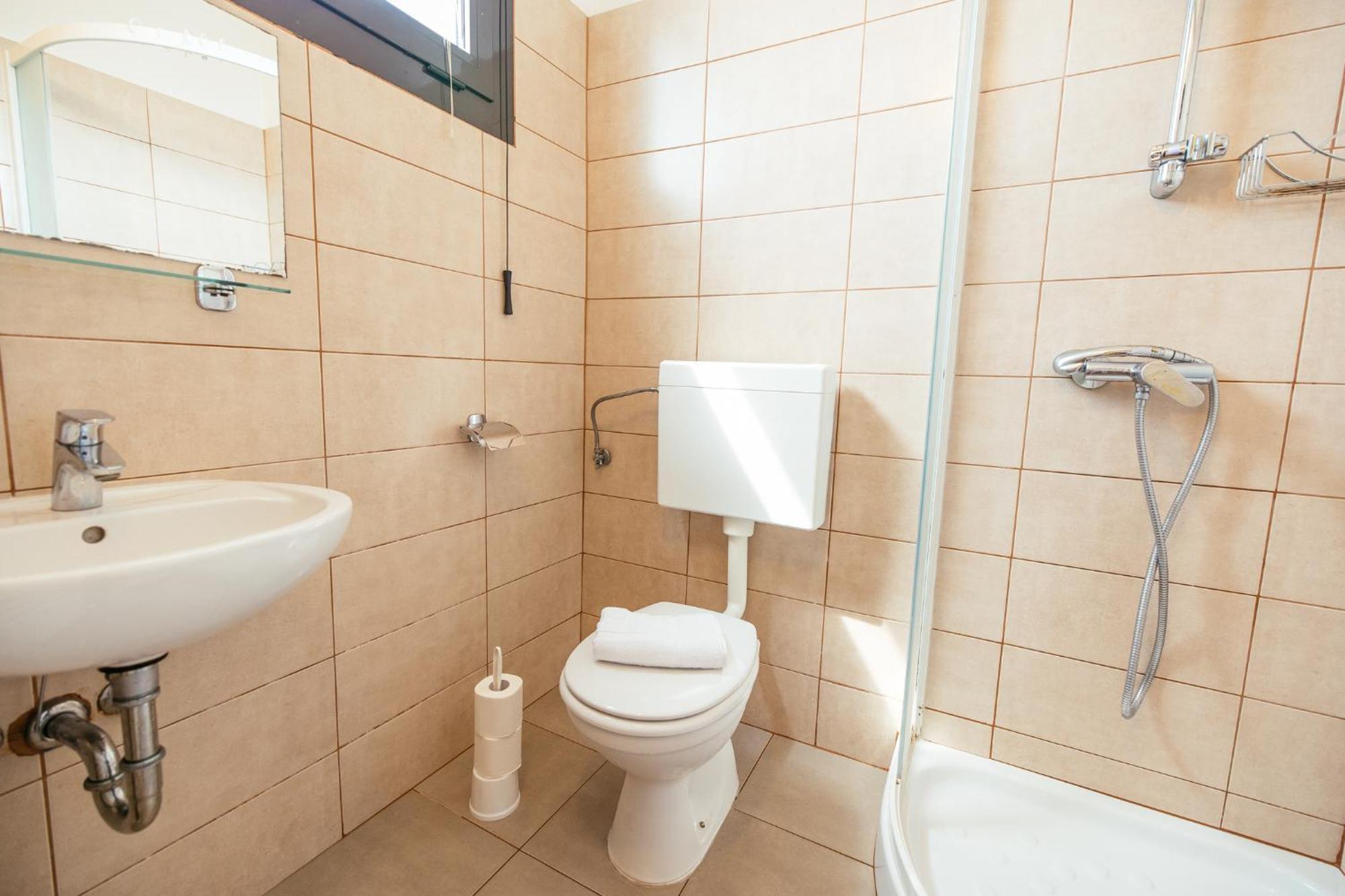 Prenocisca Prisoje Hostel Копер Екстериор снимка