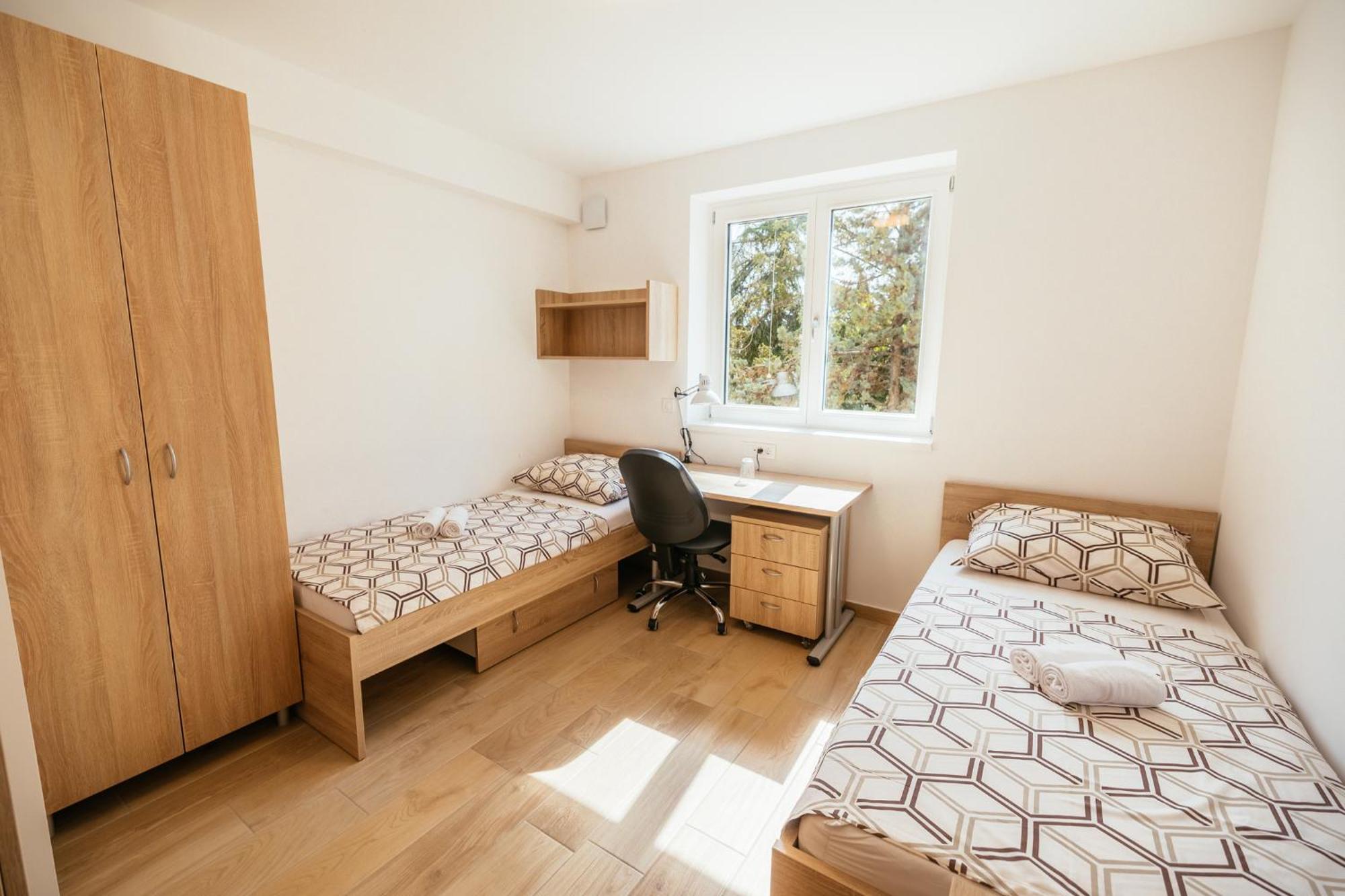 Prenocisca Prisoje Hostel Копер Екстериор снимка