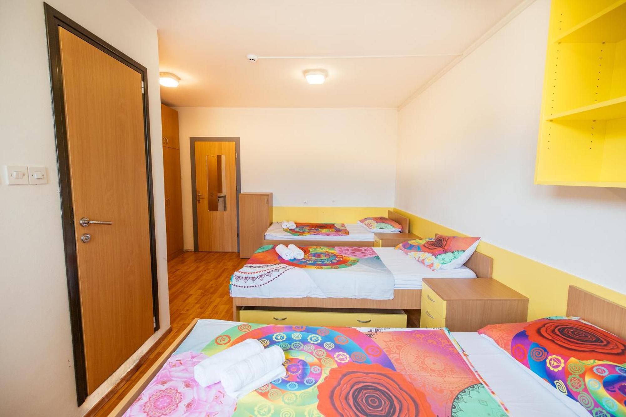 Prenocisca Prisoje Hostel Копер Екстериор снимка