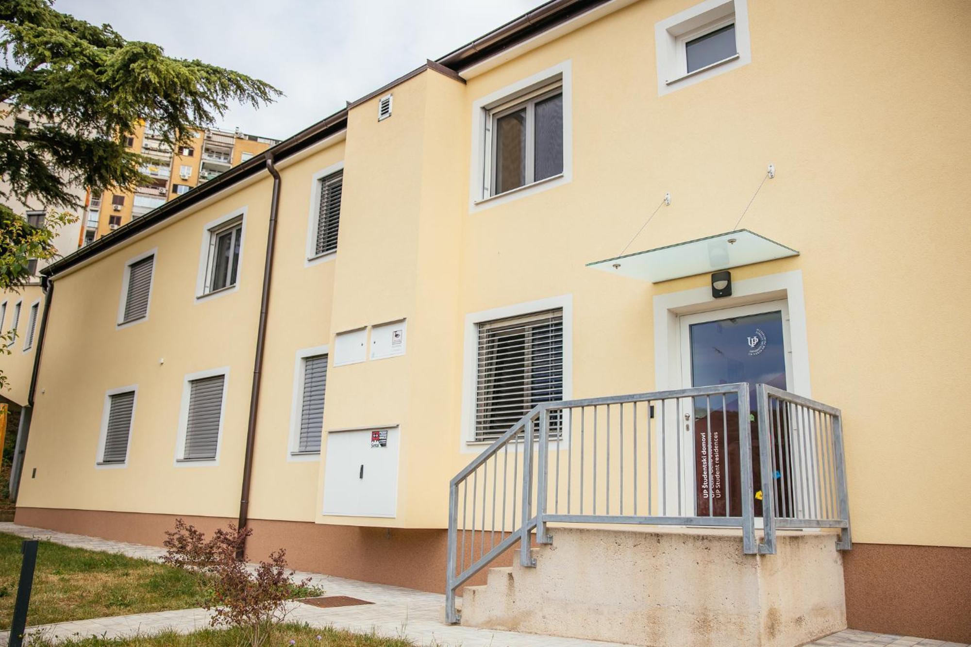 Prenocisca Prisoje Hostel Копер Екстериор снимка