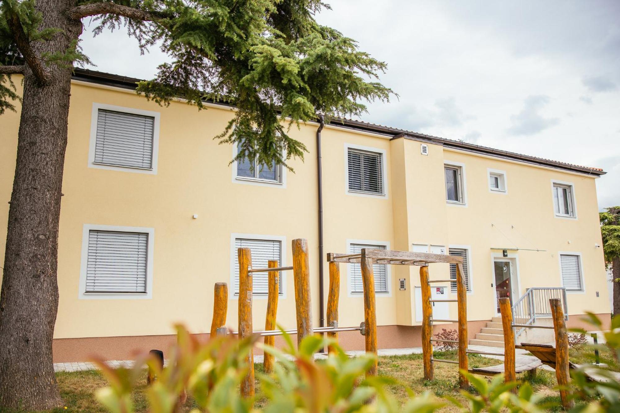 Prenocisca Prisoje Hostel Копер Екстериор снимка